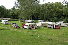 Caravanstellplätze auf dem Campingplatz